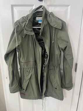 Columbia Sage Green Hooded Anorak Jacket